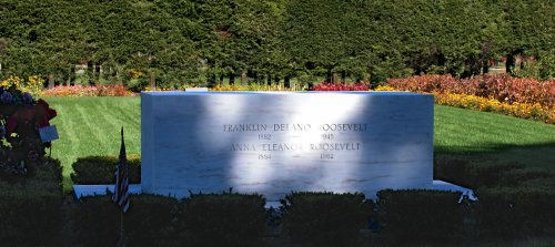 Franklin and Eleanor's gravestone