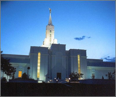 Night falls on the Bountiful Temple